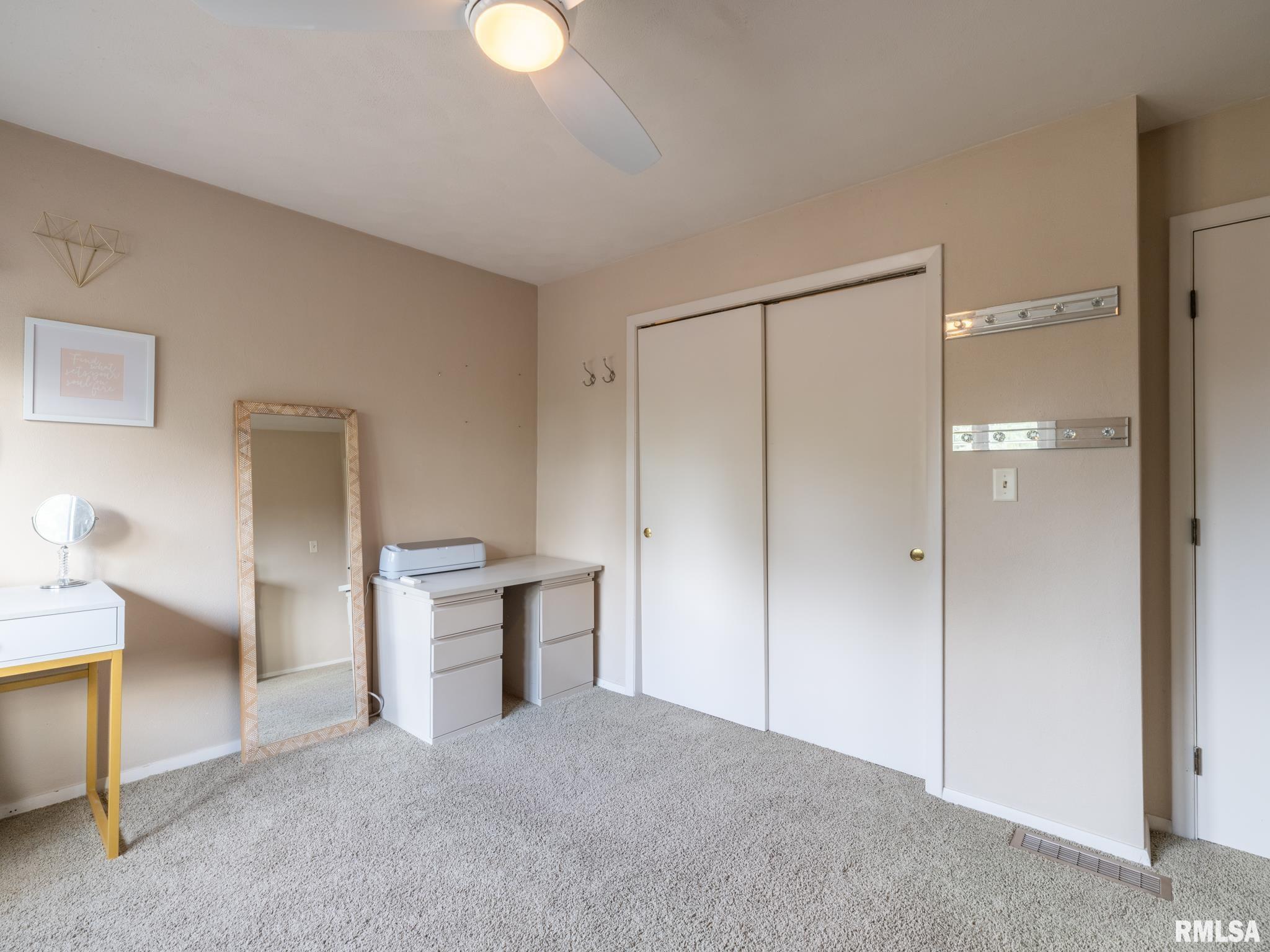 9 Cypress Point Pekin, IL 61554 - Photo 34 of 55