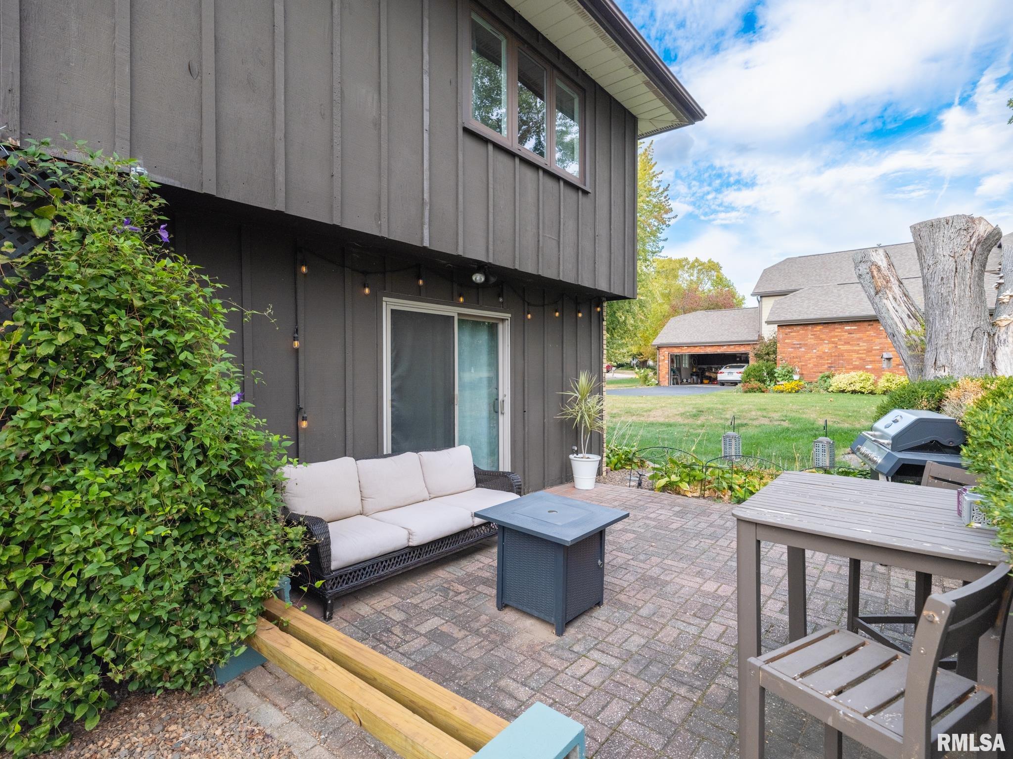 9 Cypress Point Pekin, IL 61554 - Photo 39 of 55