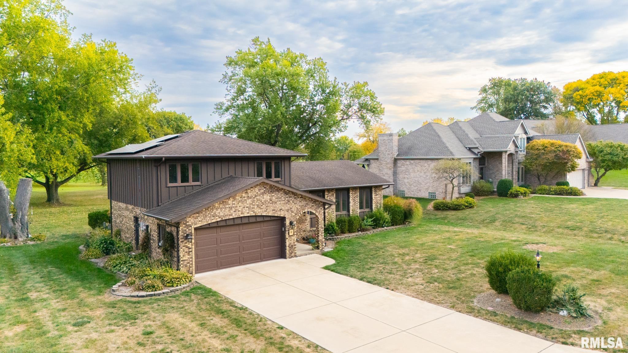 9 Cypress Point Pekin, IL 61554 - Photo 4 of 55