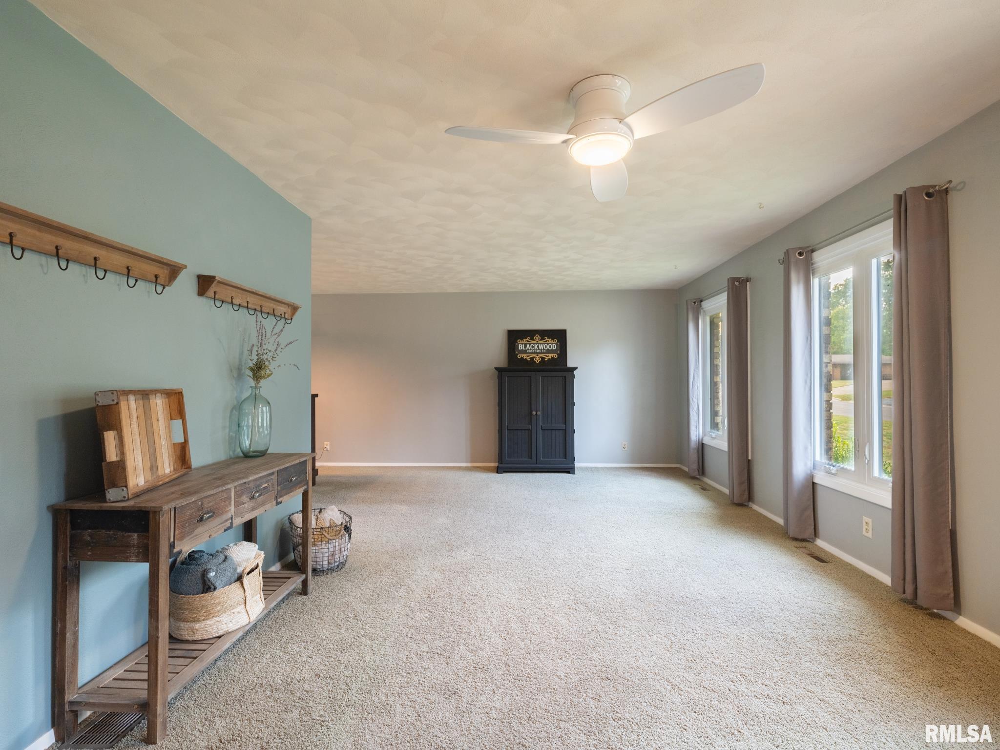 9 Cypress Point Pekin, IL 61554 - Photo 9 of 55