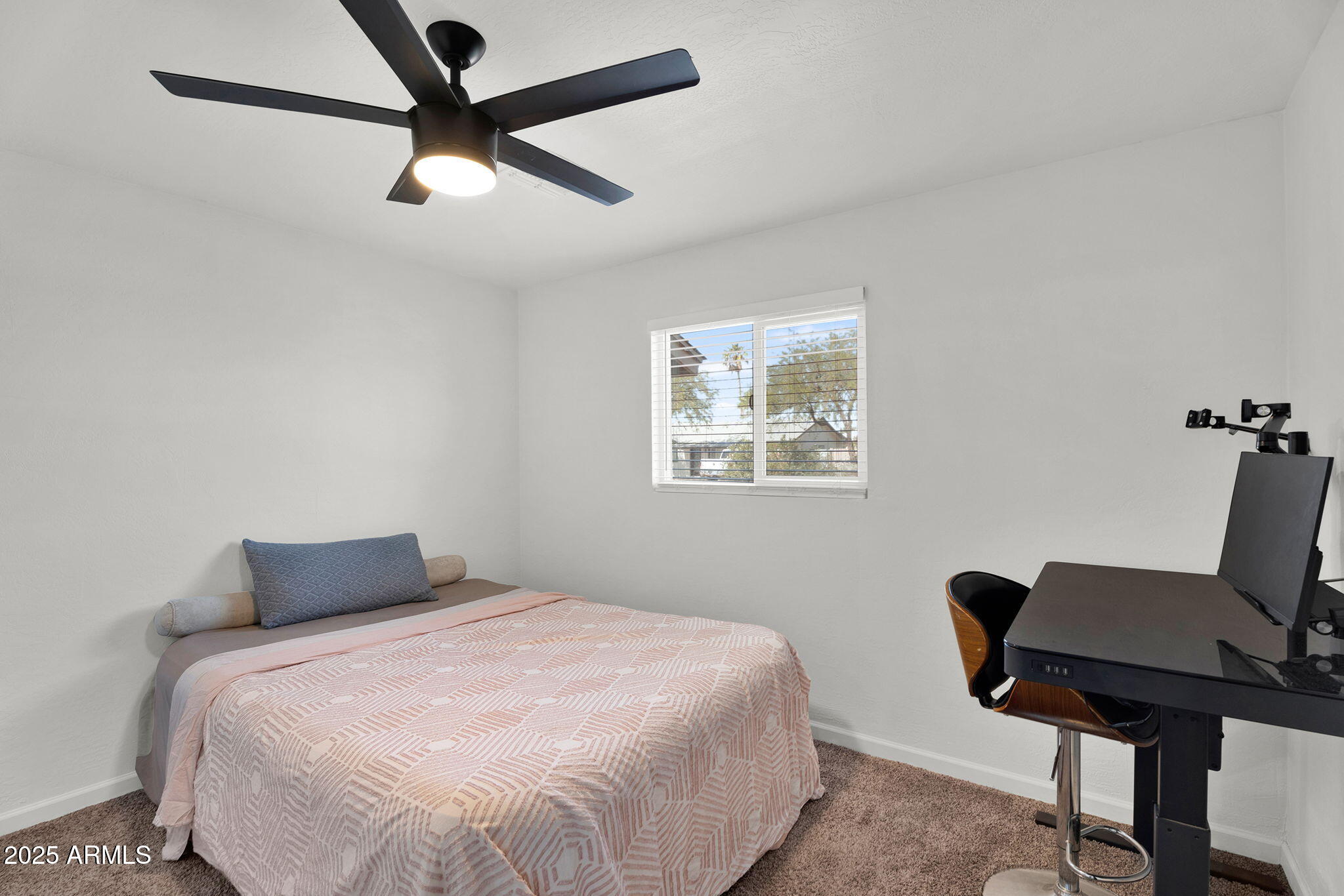 815 West Elna Rae Street Tempe, AZ 85281 - Photo 12 of 18 20-web-or-mls-815 W Elna Rae St-22