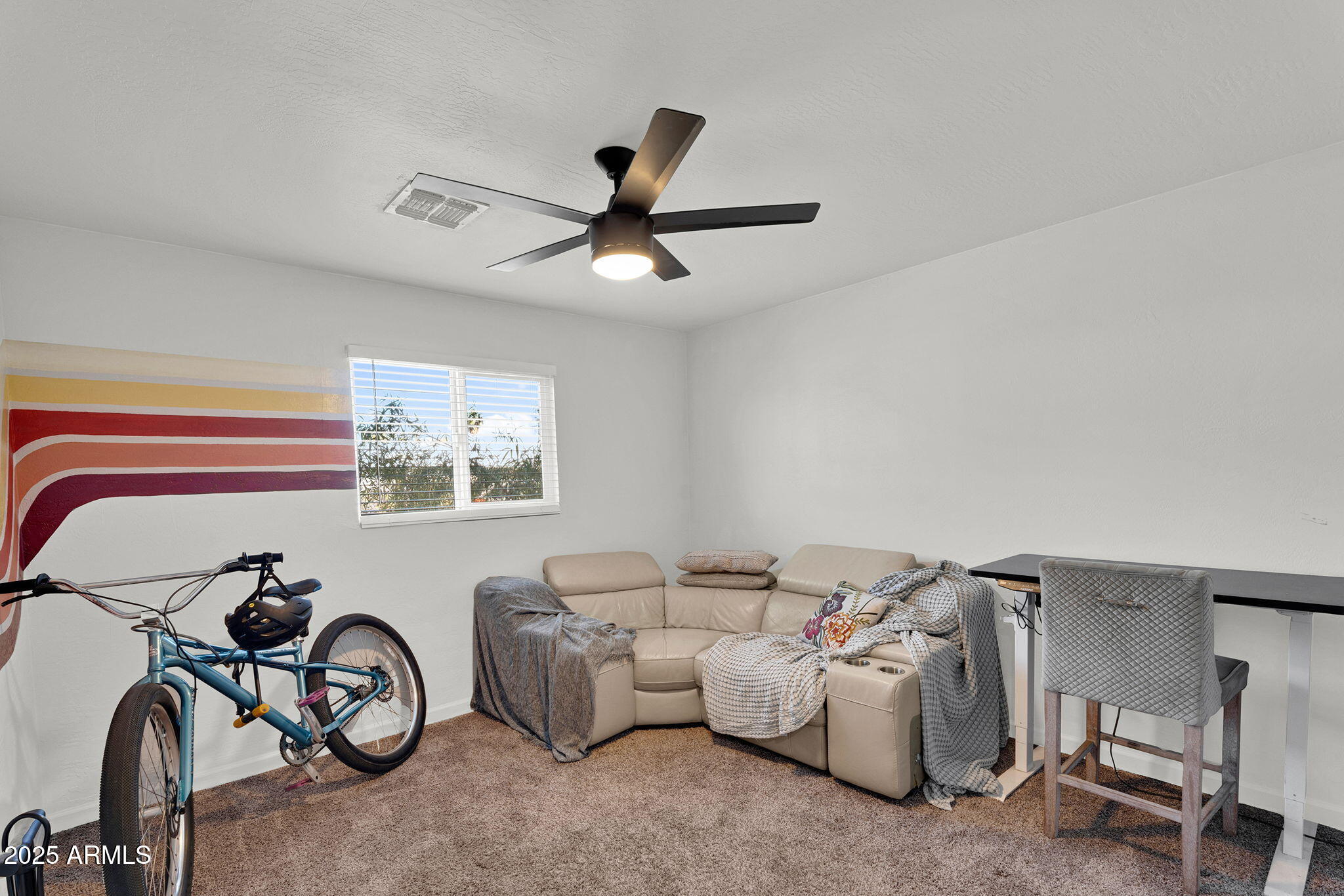815 West Elna Rae Street Tempe, AZ 85281 - Photo 13 of 18 22-web-or-mls-815 W Elna Rae St-20