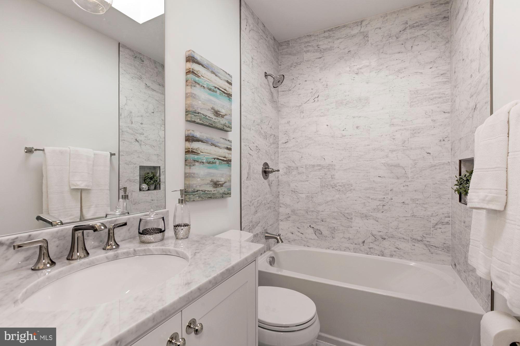 242 10th Street Southeast Washington, DC 20003 - Photo 21 of 43