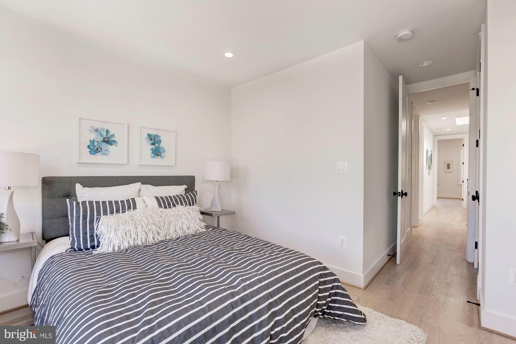 242 10th Street Southeast Washington, DC 20003 - Photo 24 of 43