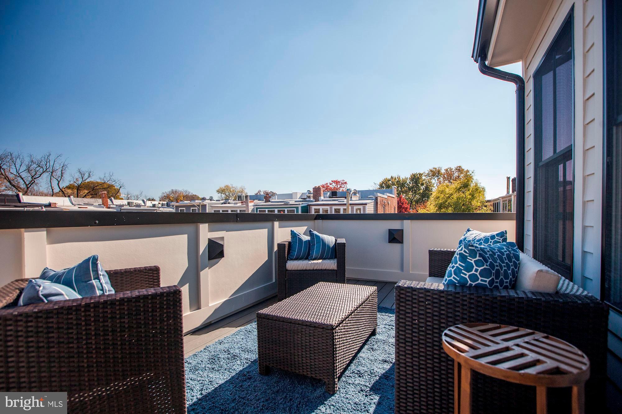 242 10th Street Southeast Washington, DC 20003 - Photo 26 of 43