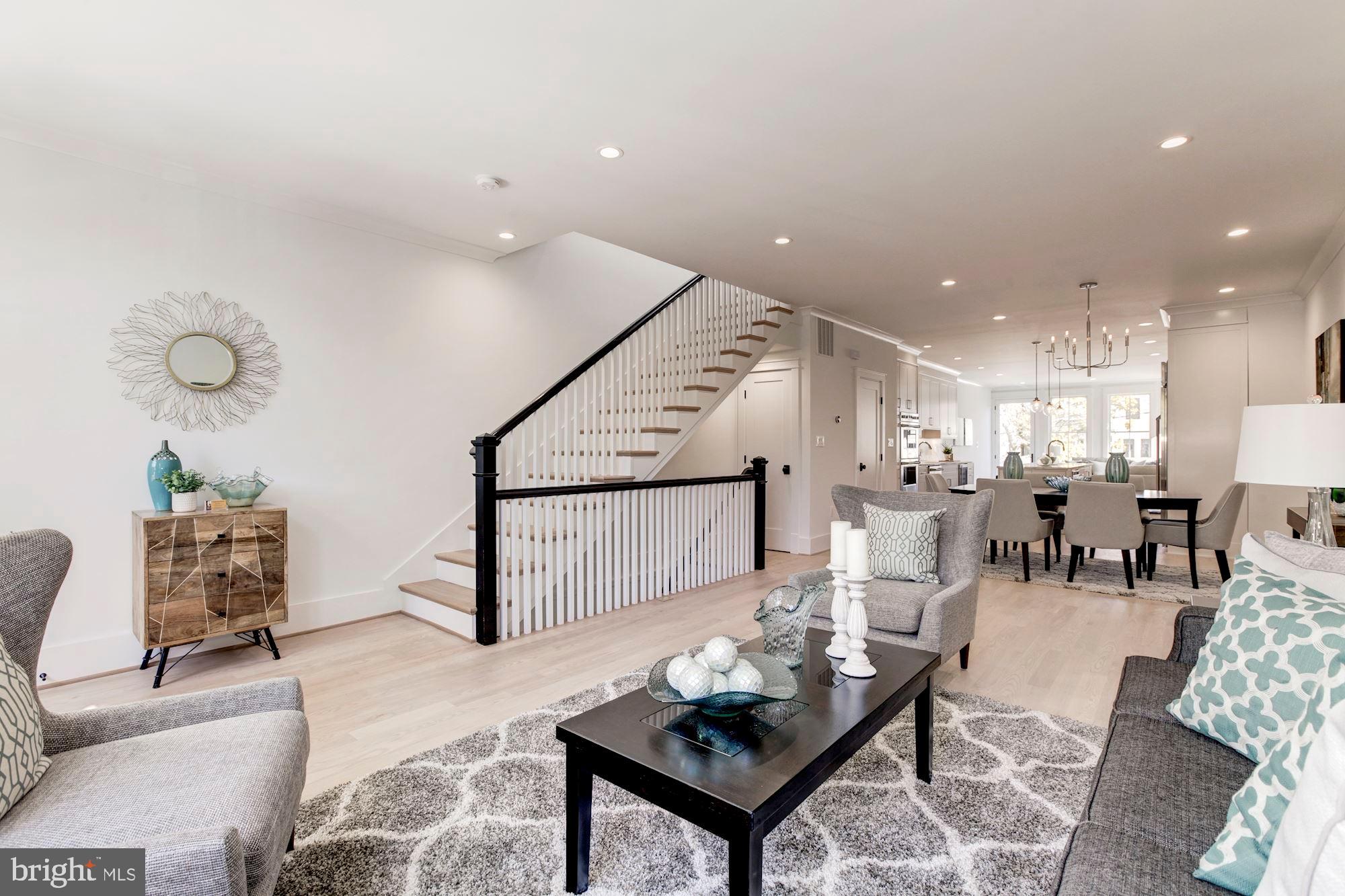 242 10th Street Southeast Washington, DC 20003 - Photo 4 of 43