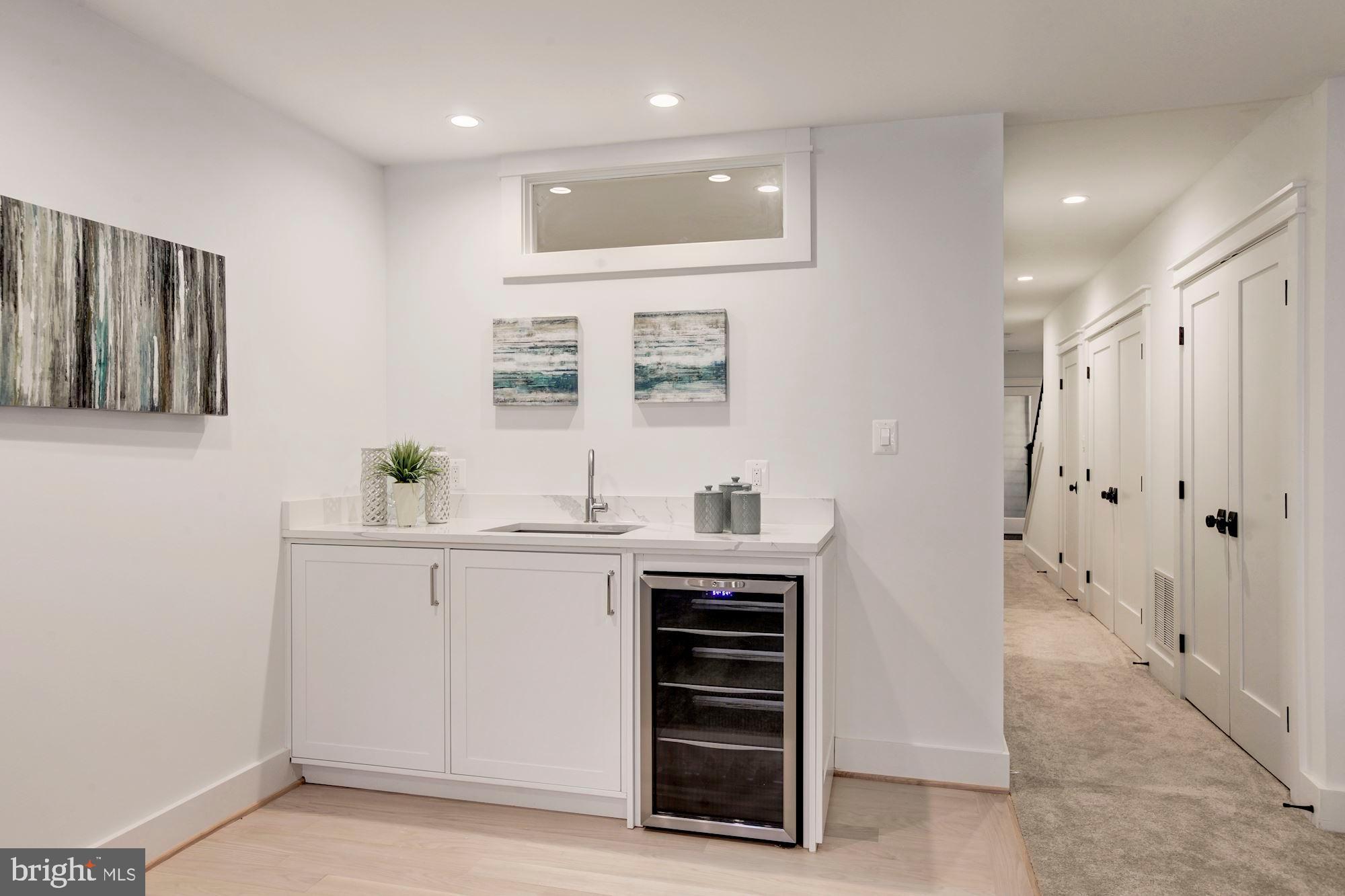 242 10th Street Southeast Washington, DC 20003 - Photo 37 of 43