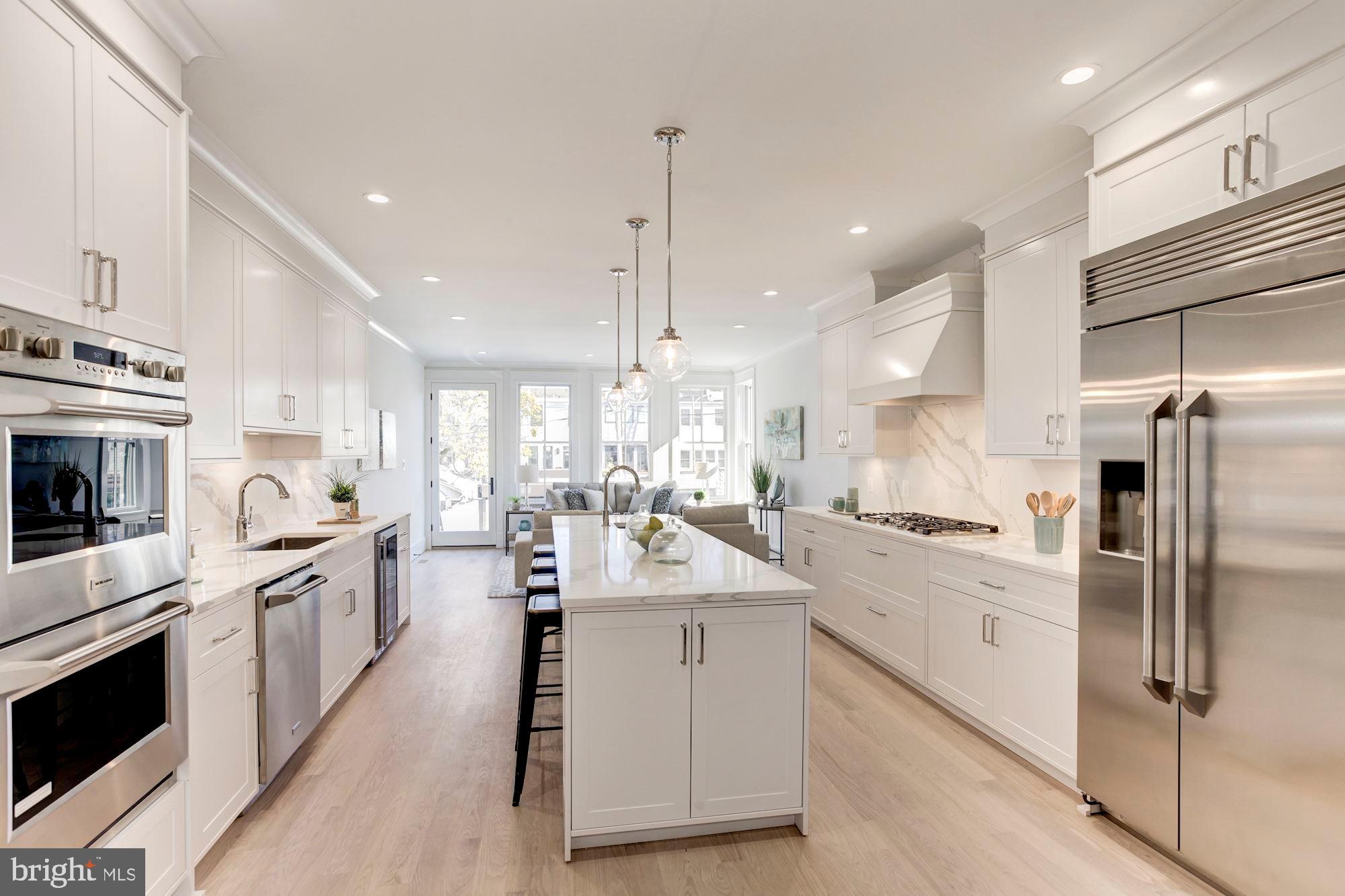 242 10th Street Southeast Washington, DC 20003 - Photo 7 of 43