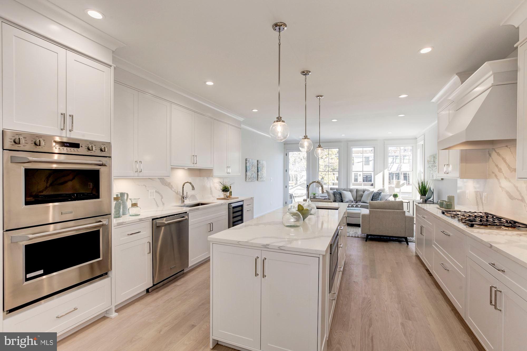 242 10th Street Southeast Washington, DC 20003 - Photo 8 of 43