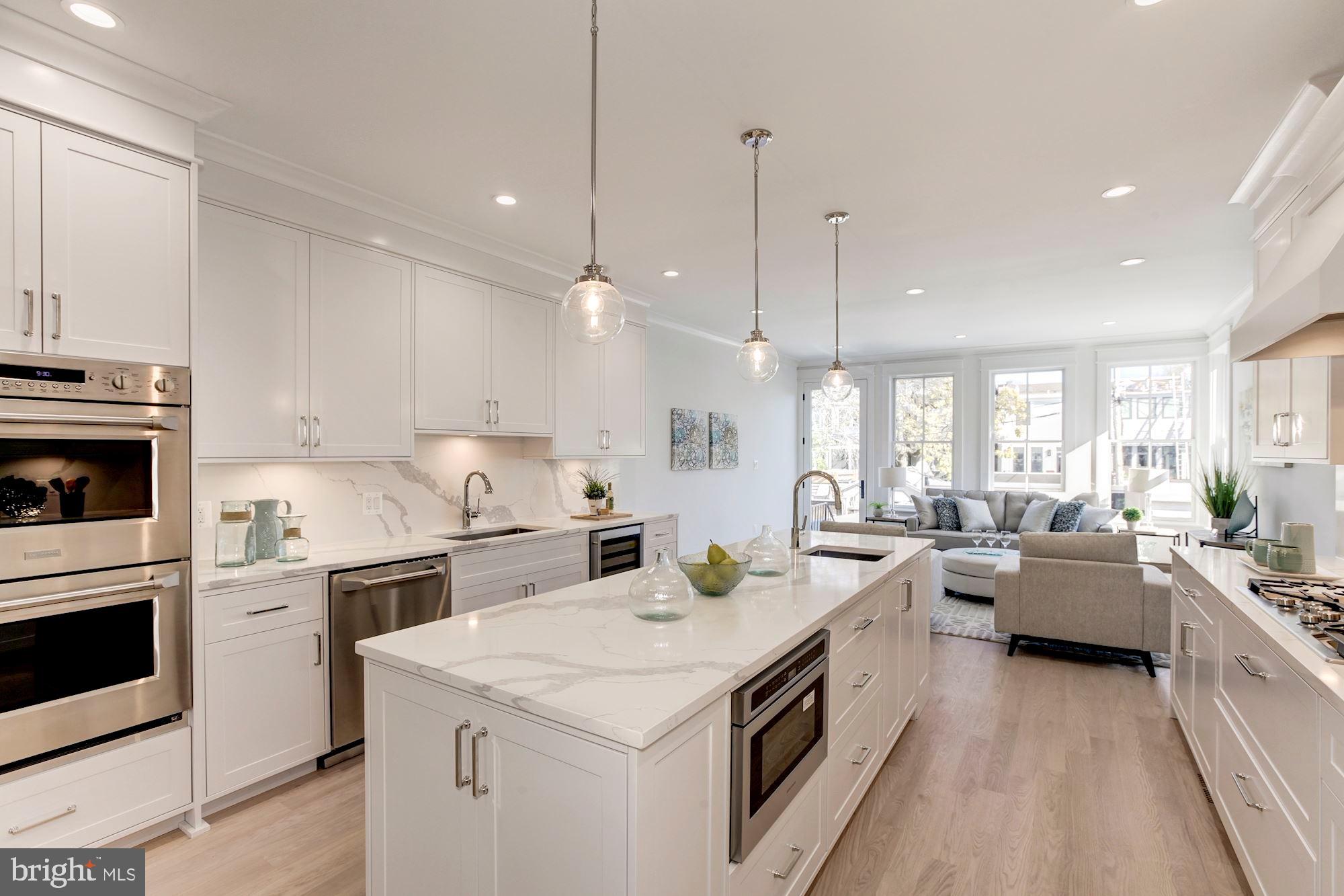 242 10th Street Southeast Washington, DC 20003 - Photo 9 of 43