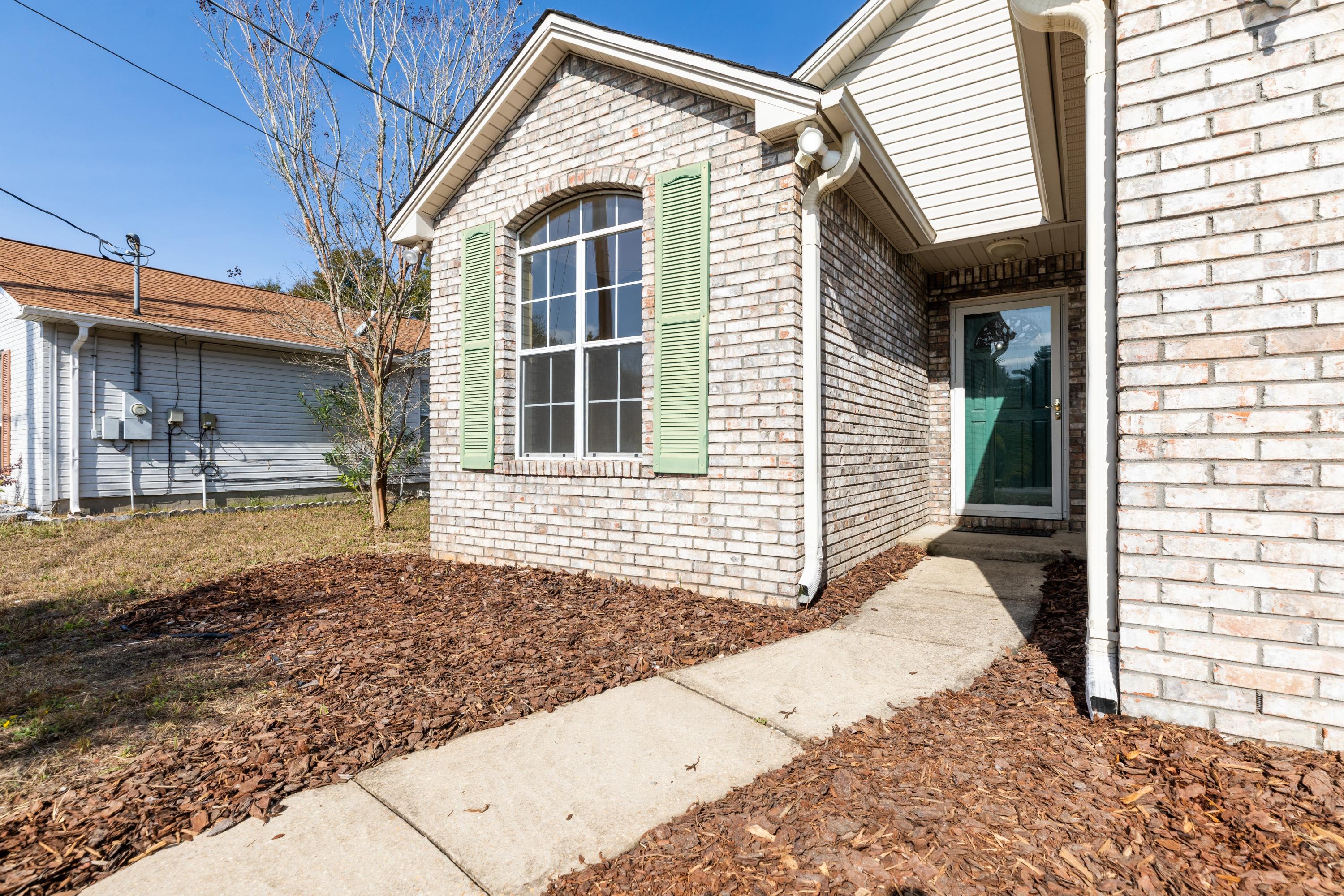 298 Covell Road Crestview, FL 32539 - Photo 2 of 34 Gallery Image 2