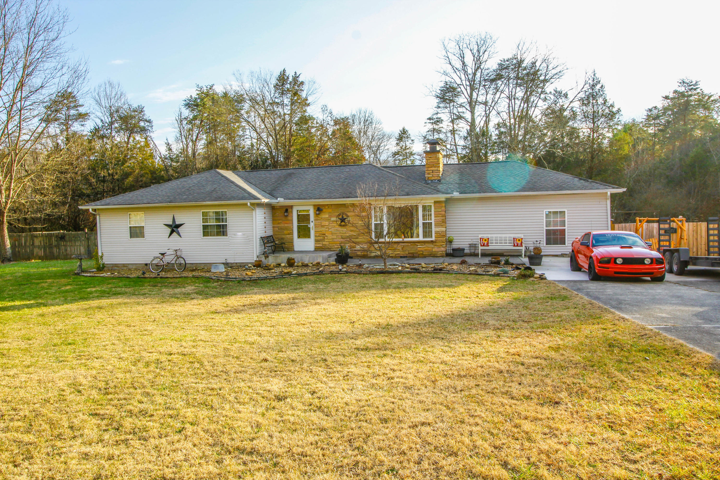 1047 Satterfield Road Maynardville, TN 37807 - Photo 32 of 36 satterfield front