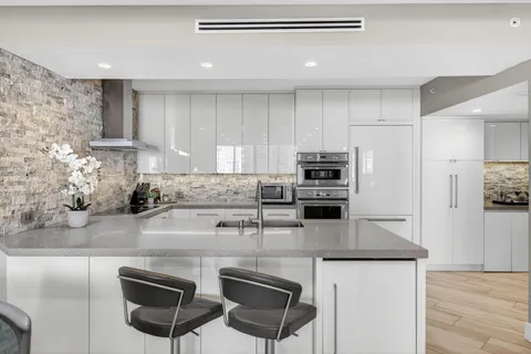 $1,069,000 | 100 South Birch Road, Unit 803, Fort Lauderdale, FL 33316