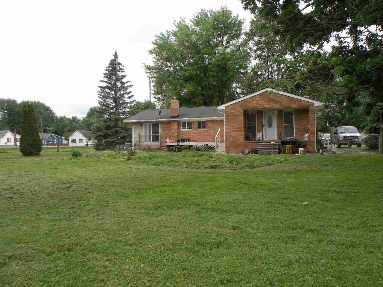 984 Capac Road Allenton, MI 48002 - Photo 27 of 38 50076826-26.JPG