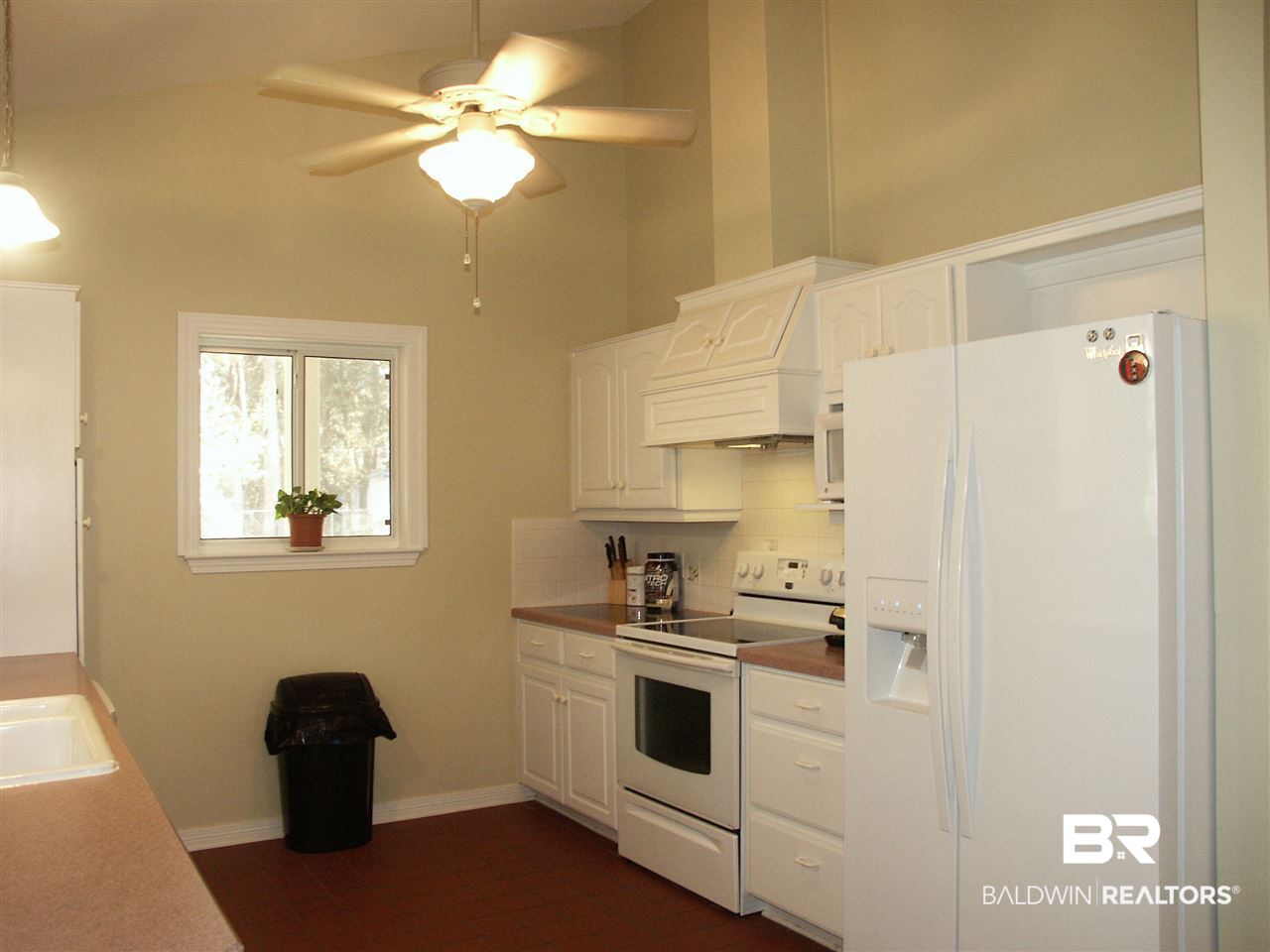 2829 Avenida Alberto Lillian, AL 36549 - Photo 10 of 26 Additional Kitchen View