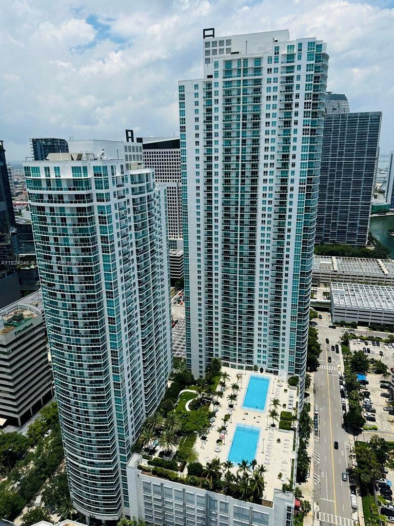 951 Brickell Avenue, Unit 3703 Miami, FL 33131 - Photo 26 of 34 a view of a city with tall buildings