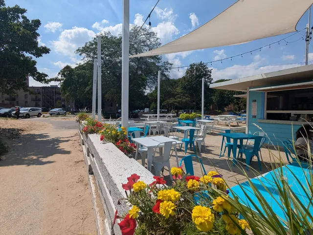 $2,200 | 6814 North Ashland Boulevard, Unit 1C, Chicago, IL 60626