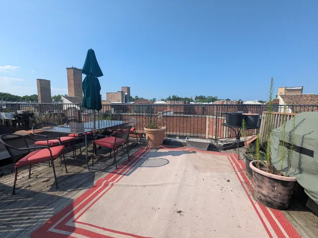 $2,200 | 6814 North Ashland Boulevard, Unit 1C, Chicago, IL 60626