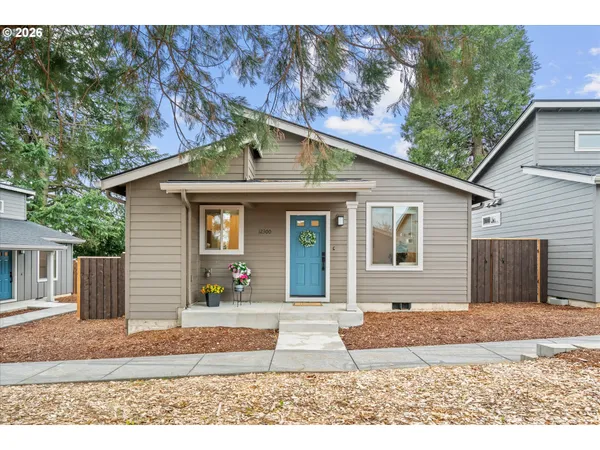 $439,900 | 12300 Meadowlawn Drive, Oregon City, OR 97045