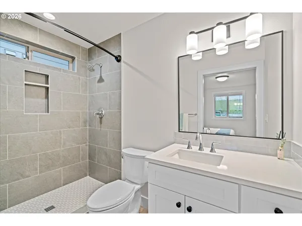 $439,900 | 12300 Meadowlawn Drive, Oregon City, OR 97045