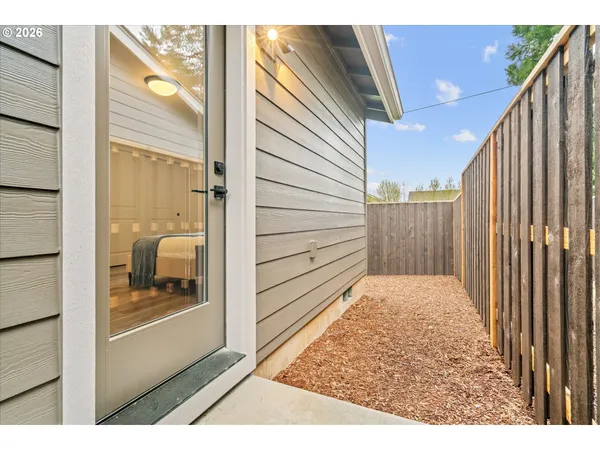$439,900 | 12300 Meadowlawn Drive, Oregon City, OR 97045