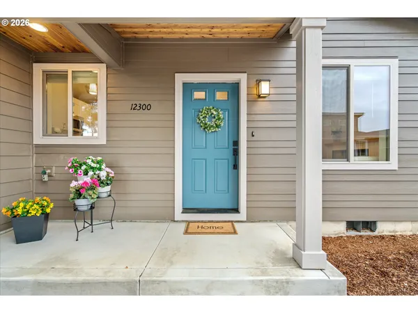 $439,900 | 12300 Meadowlawn Drive, Oregon City, OR 97045