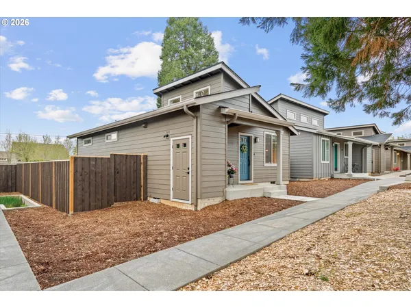 $439,900 | 12300 Meadowlawn Drive, Oregon City, OR 97045