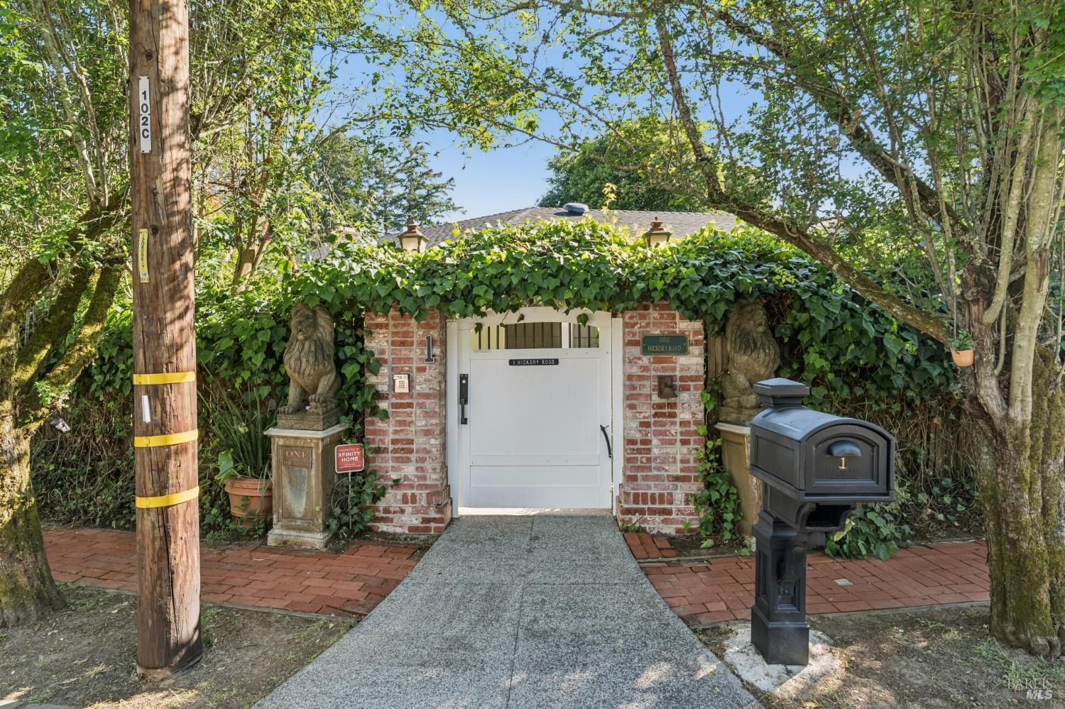 1 Hickory Road Fairfax, CA 94930 - Photo 2 of 56