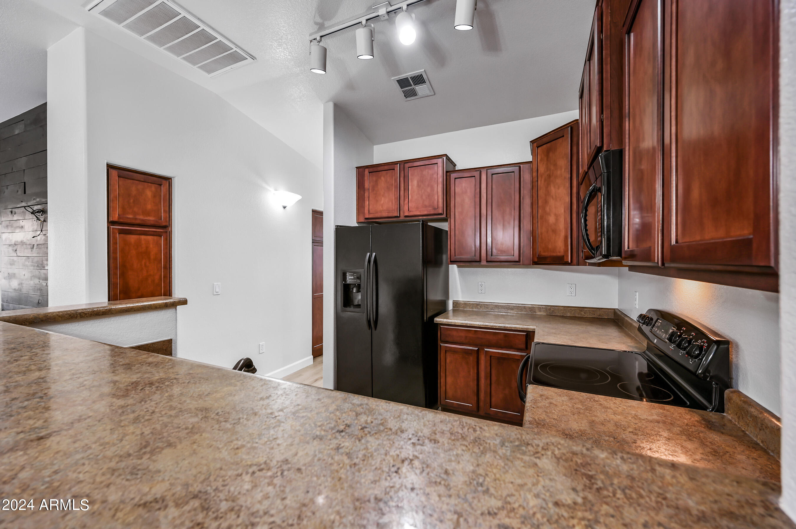 2150 West Alameda Road, Unit 2059 Phoenix, AZ 85085 - Photo 10 of 25 -2150WA2059-ocupix-10