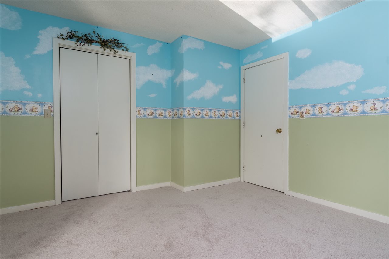 48 Thornhill Road Stratham, NH 03885 - Photo 13 of 16