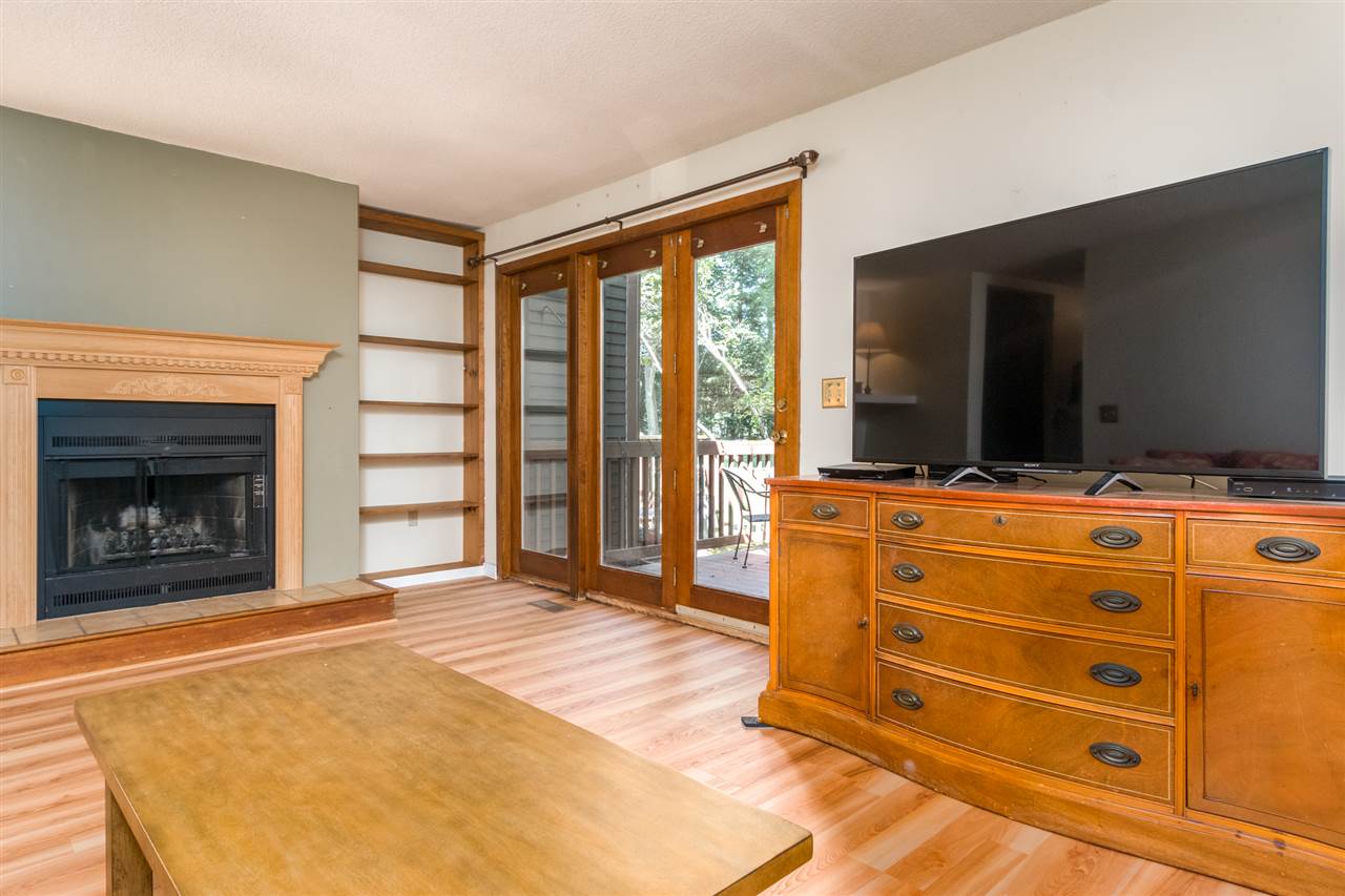 48 Thornhill Road Stratham, NH 03885 - Photo 8 of 16