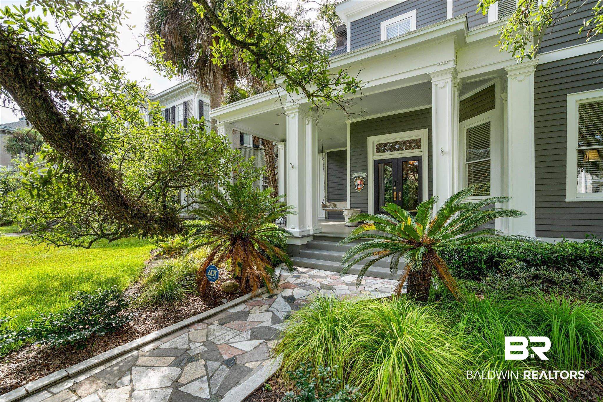 1157 Government Street Mobile, AL 36604 - Photo 2 of 30