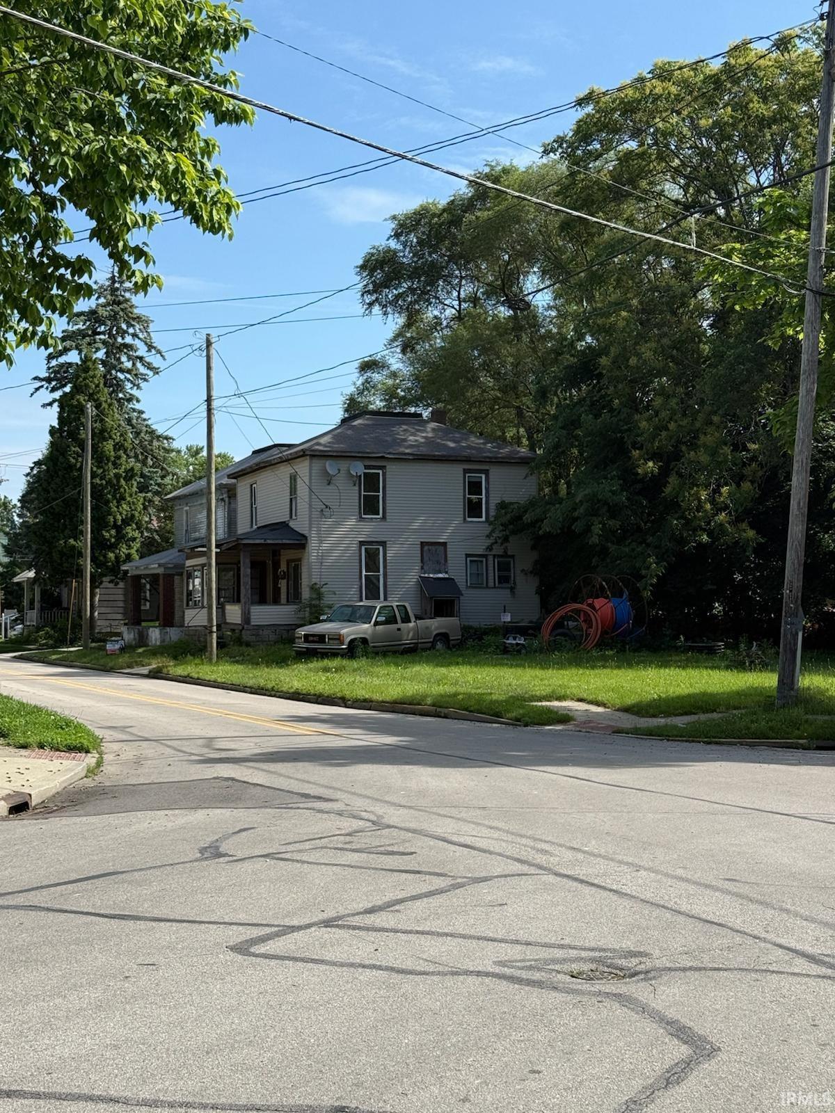 521 First Street Huntington, IN 46750 - Photo 3 of 23