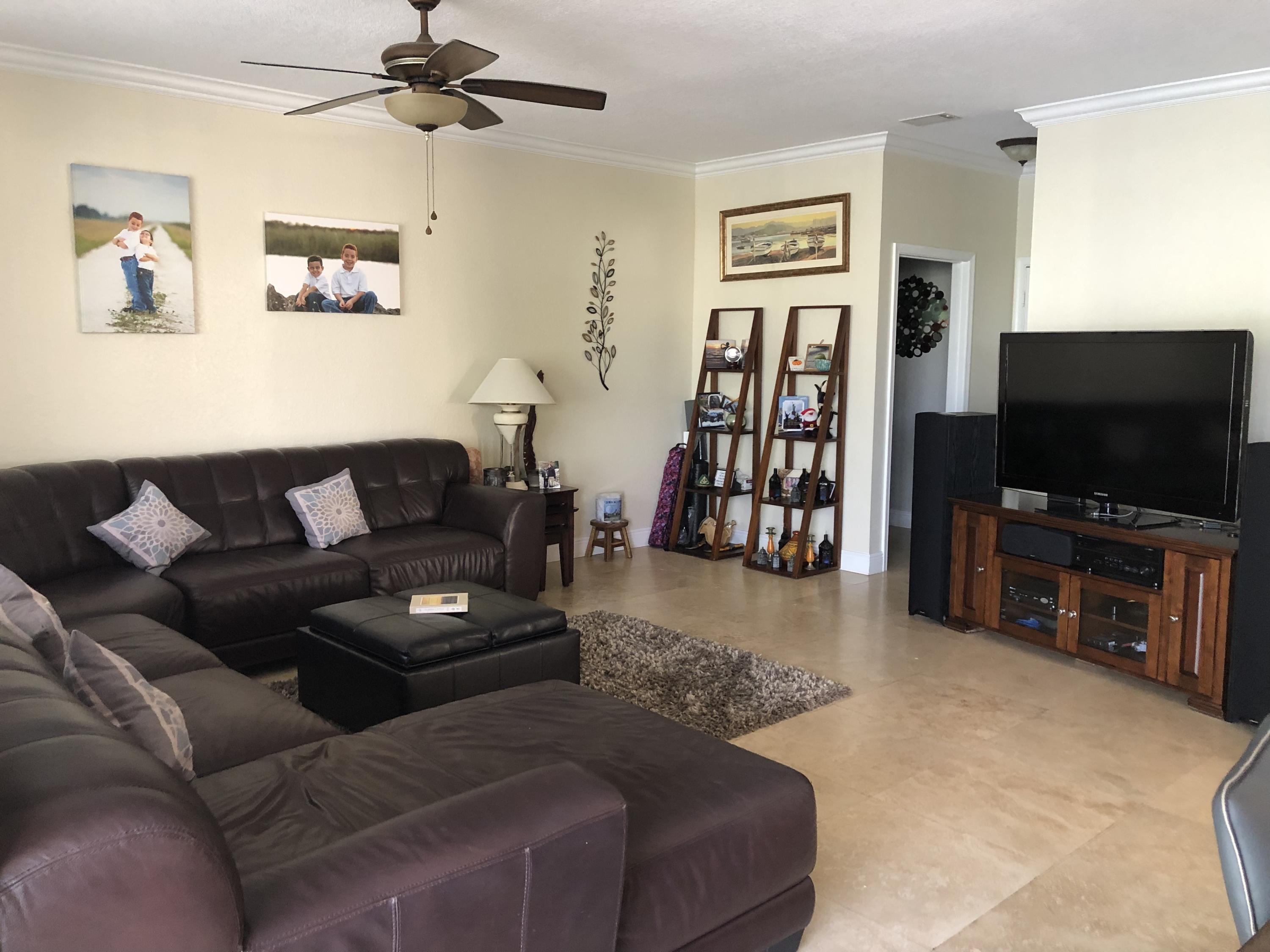 18083 Clear Brook Circle Boca Raton, FL 33498 - Photo 7 of 22 Family room