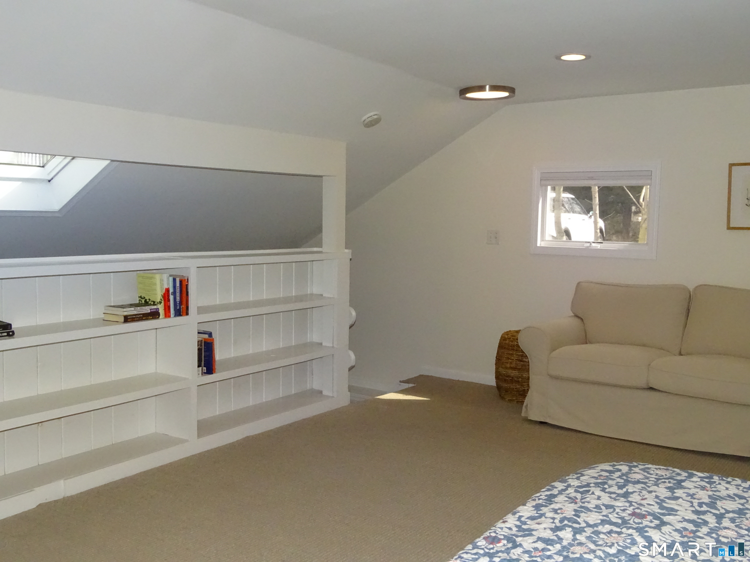 81 Church Street Branford, CT 06405 - Photo 19 of 21 a living room with a furniture and a lamp