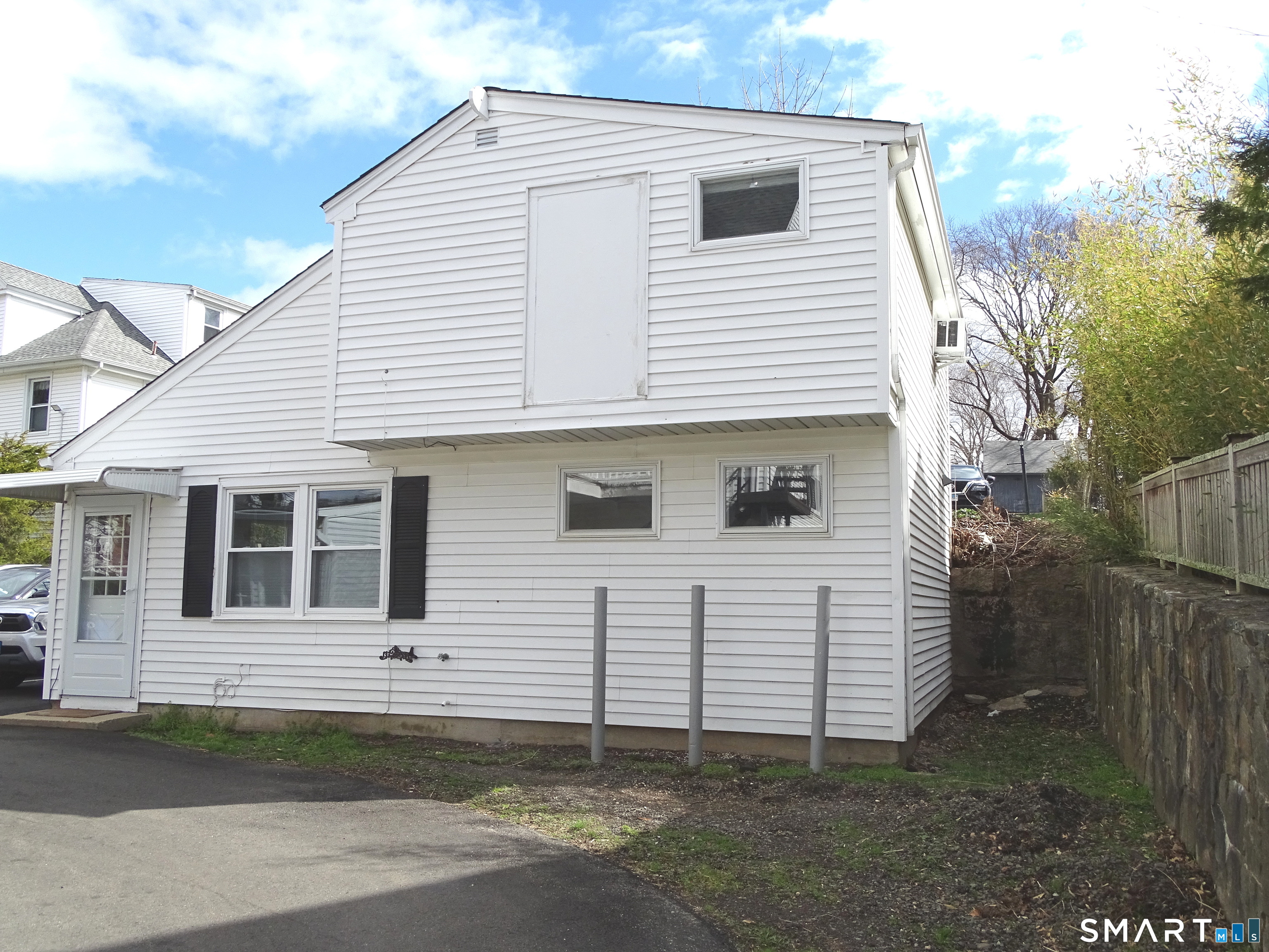 81 Church Street Branford, CT 06405 - Photo 2 of 21 a view of a white house
