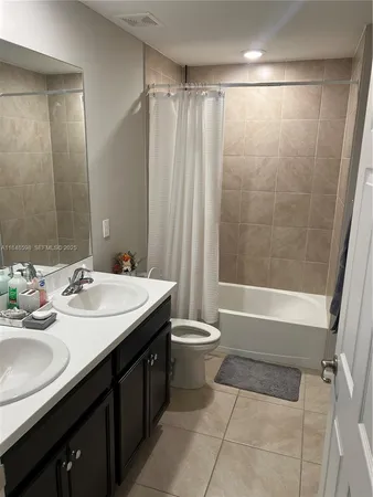 $2,800 | 172 Southwest Langfield Avenue, Port St. Lucie, FL 34984