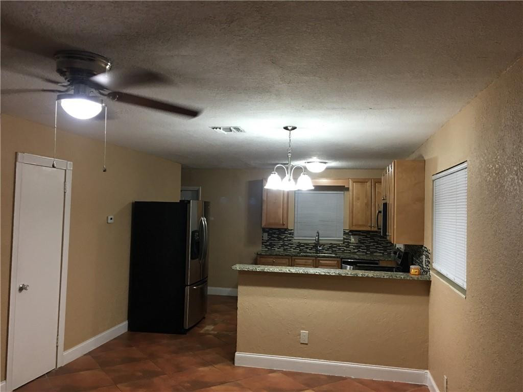 490 West 34th Street Riviera Beach, FL 33404 - Photo 18 of 36 Photo 19