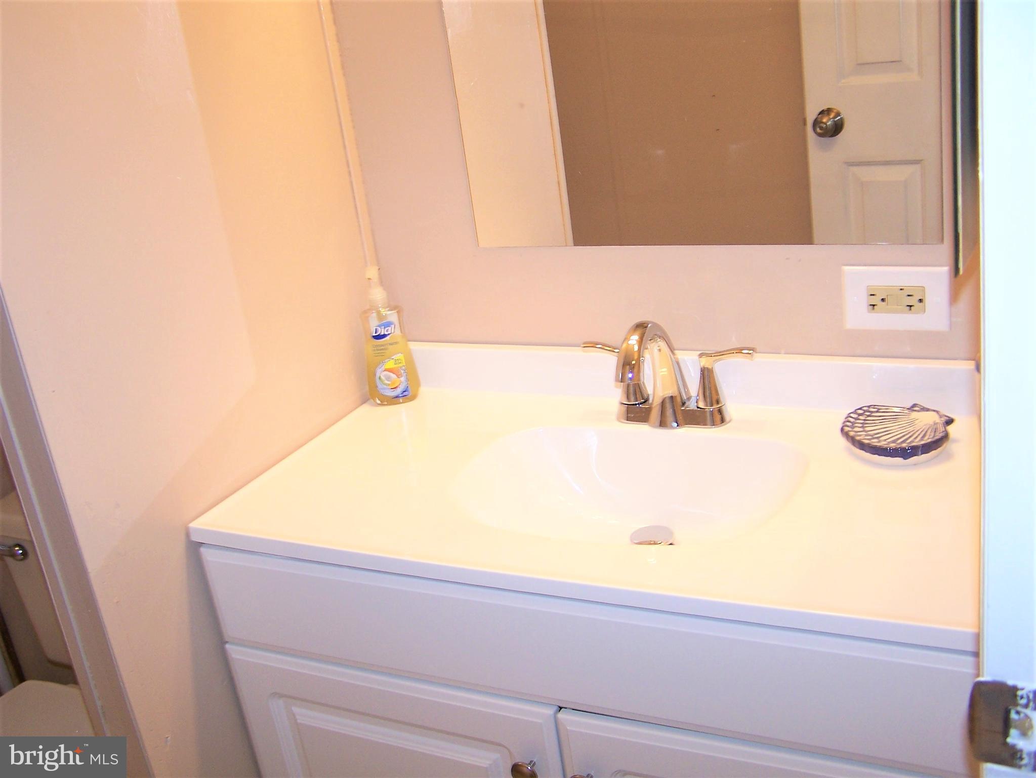 13333 Nantucket Road Ocean City, MD 21842 - Photo 28 of 51 Master Bathroom