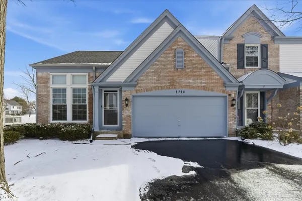 $409,000 | 1710 Coach Drive, Naperville, IL 60565