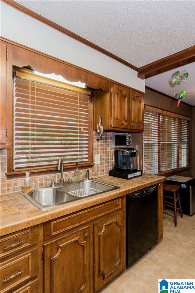 500 Shades Crest Road Bessemer, AL 35022 - Photo 13 of 38