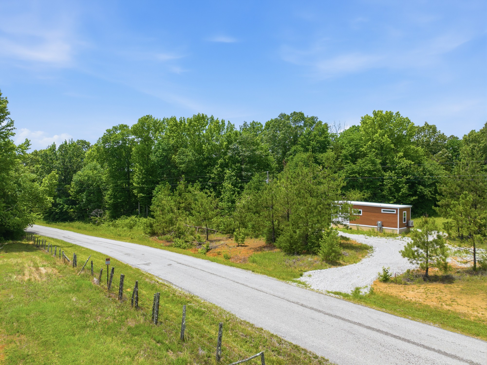 800 Smith Chapel Road Decaturville, TN 38329 - Photo 2 of 27