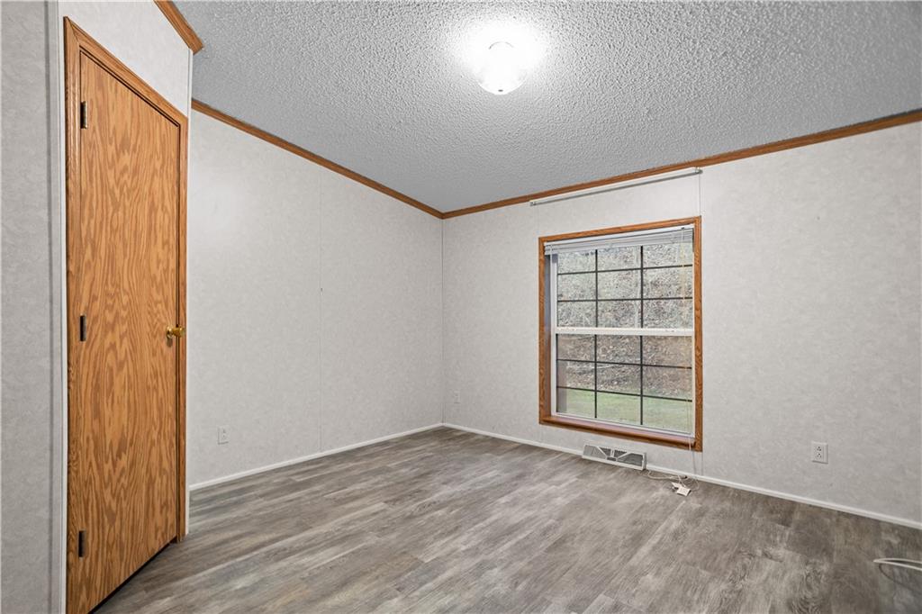 718 McKee Road White Oak, PA 15131 - Photo 14 of 24 Gallery Image 14