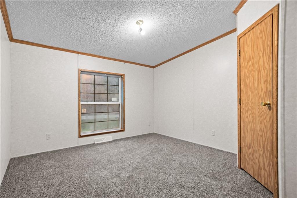 718 McKee Road White Oak, PA 15131 - Photo 15 of 24 Gallery Image 15