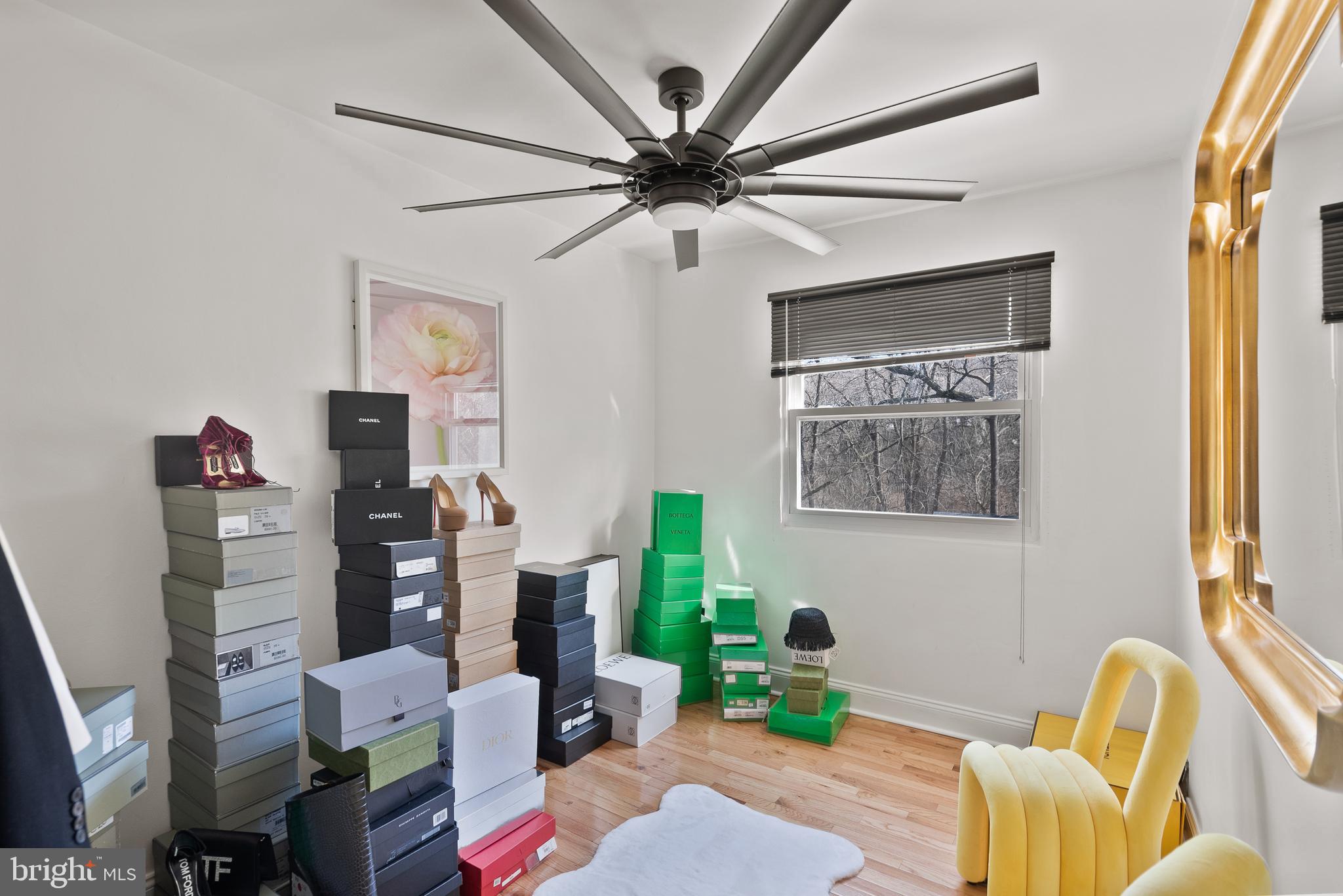 2737 East Country Club Road Philadelphia, PA 19131 - Photo 18 of 24 a living room with furniture