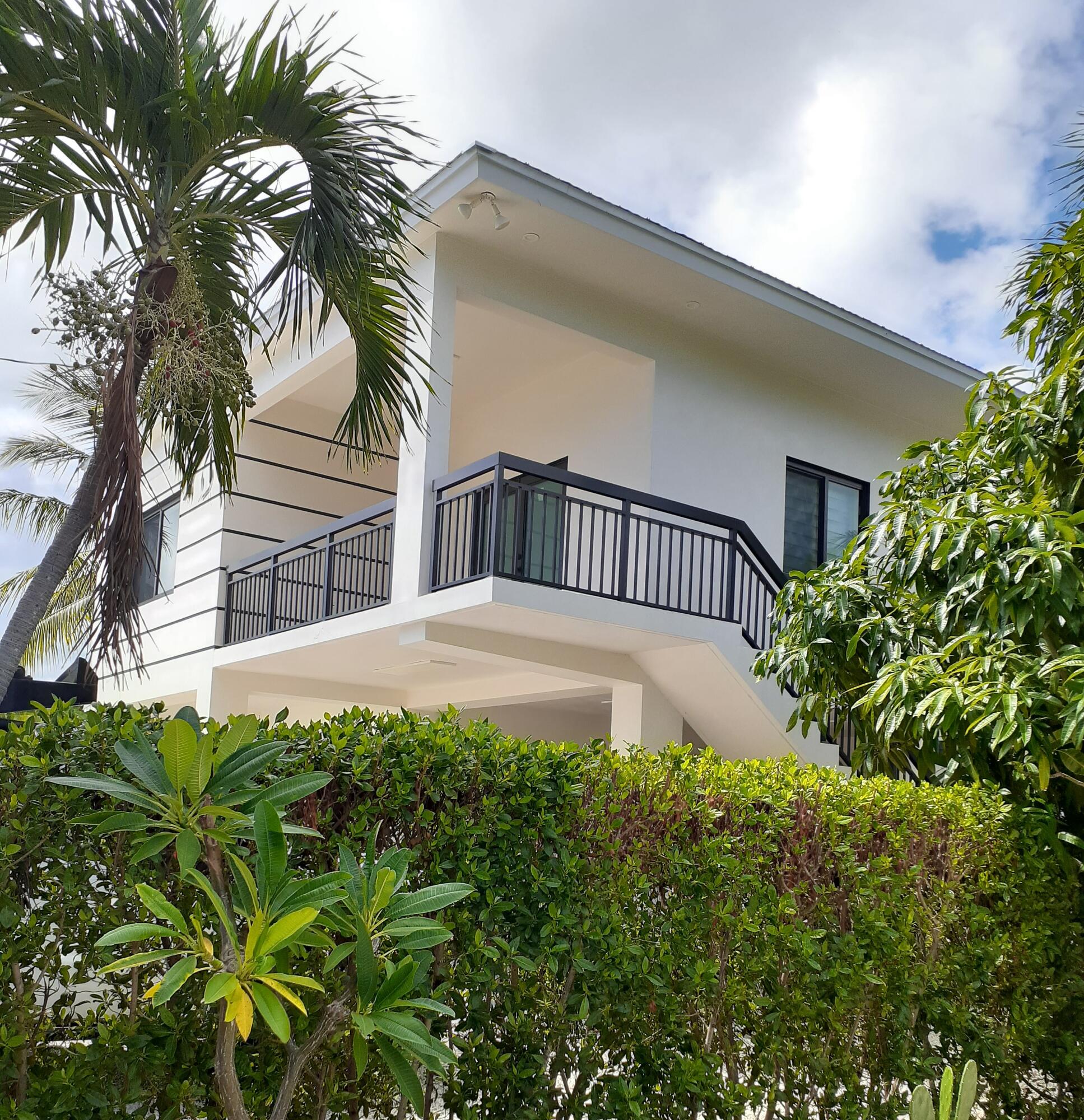 23 Jenny Lane Key Largo, FL 33037 - Photo 38 of 38 a view of a house with a yard