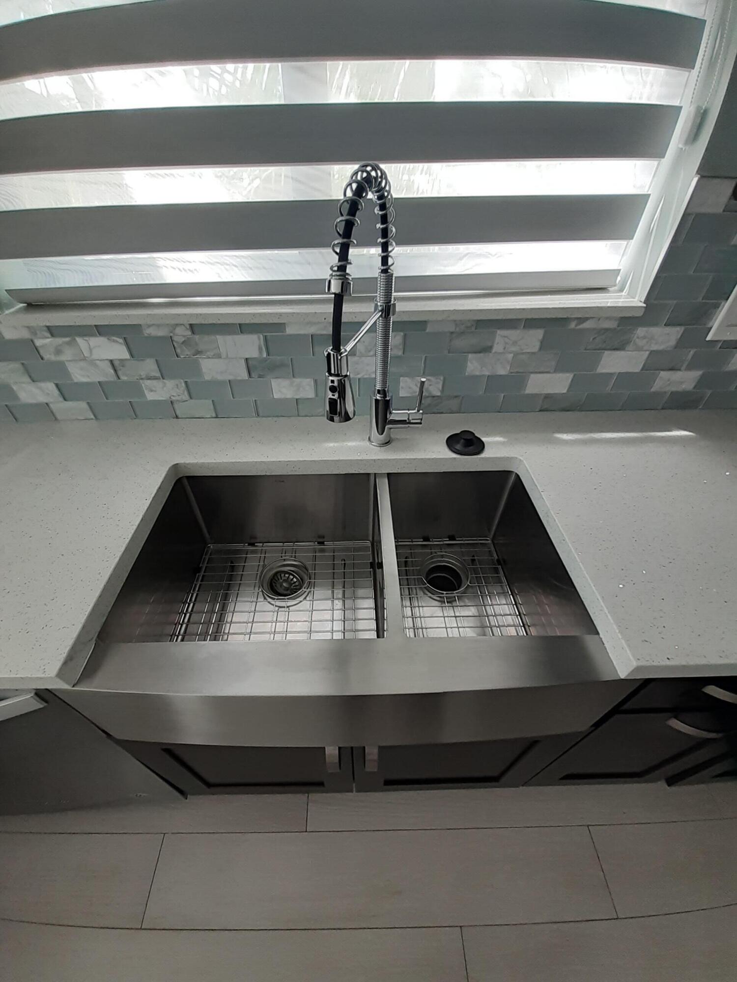 23 Jenny Lane Key Largo, FL 33037 - Photo 10 of 38