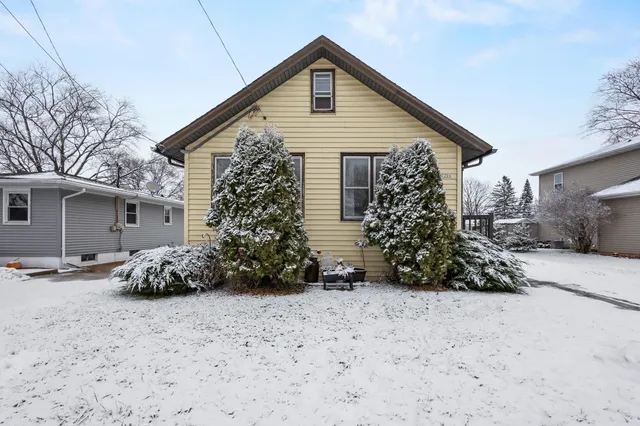 $159,900 | 2206 Ashland Street, Oshkosh, WI 54901