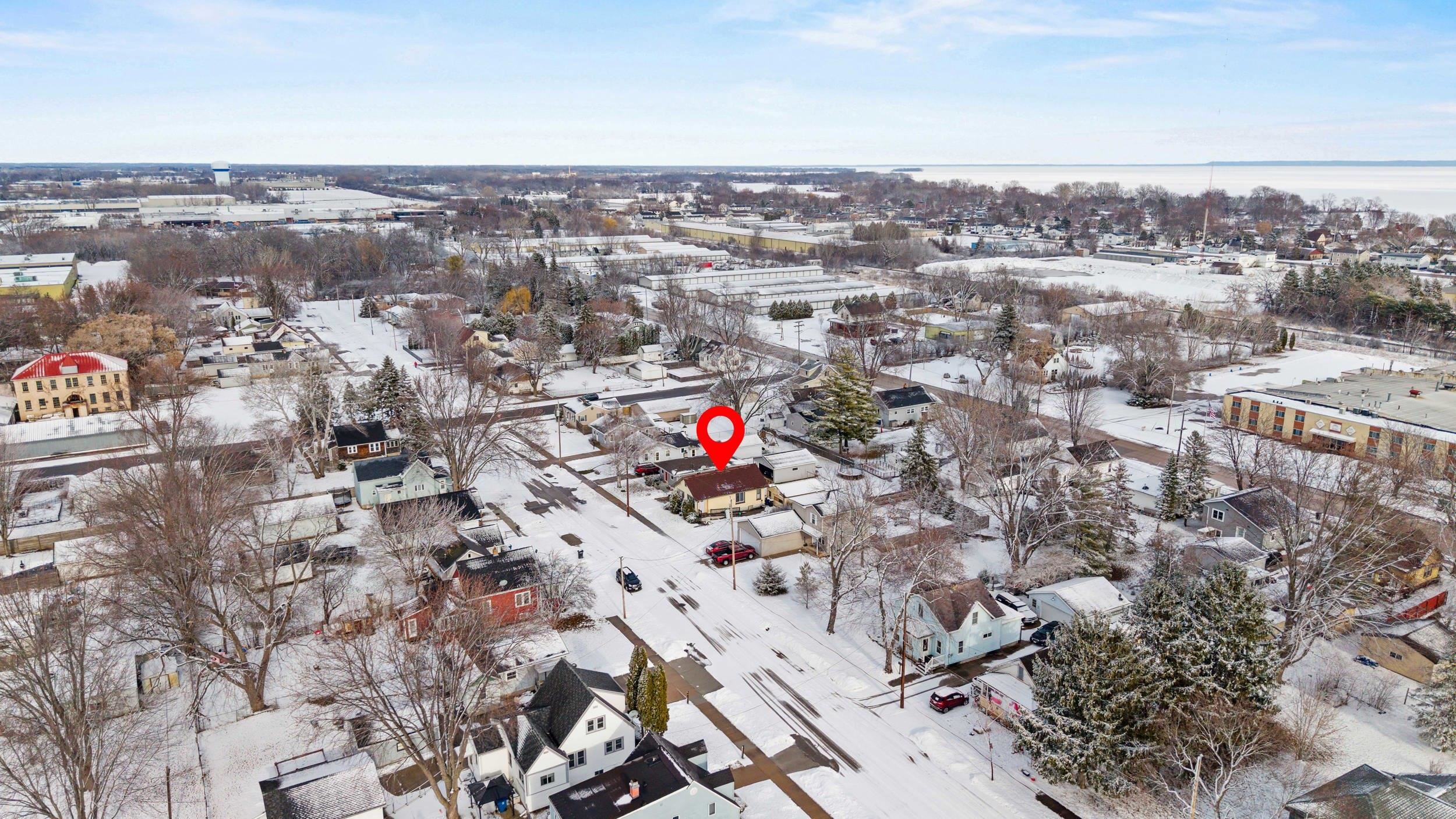 2206 Ashland Street Oshkosh, WI 54901 - Photo 35 of 37