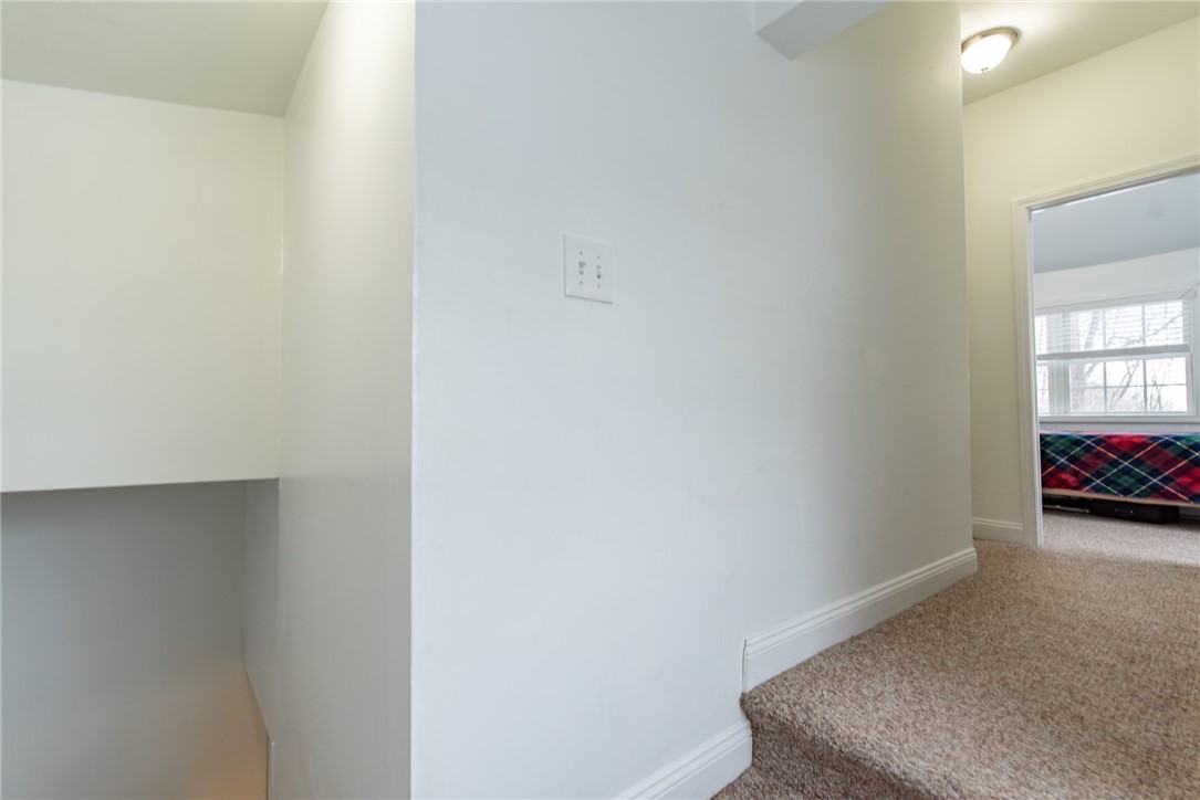 95 Rowley Street Providence, RI 02909 - Photo 14 of 35